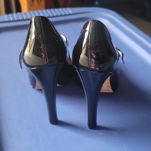 SOLD - Picture 3 of 5